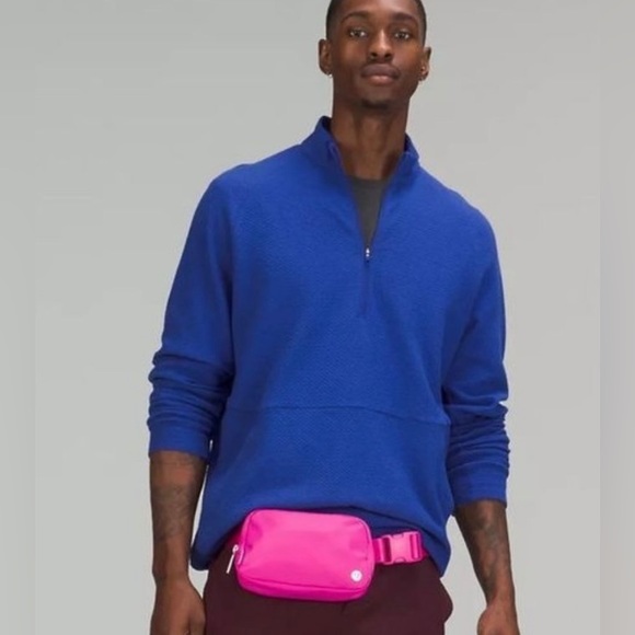 NWT Lululemon Everywhere Belt Bag Sonic Pink Color - Picture 8 of 9